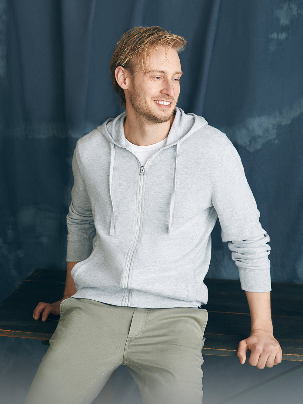 Sunwashed Slub Zip Hoodie by Faherty in Light Grey Heather