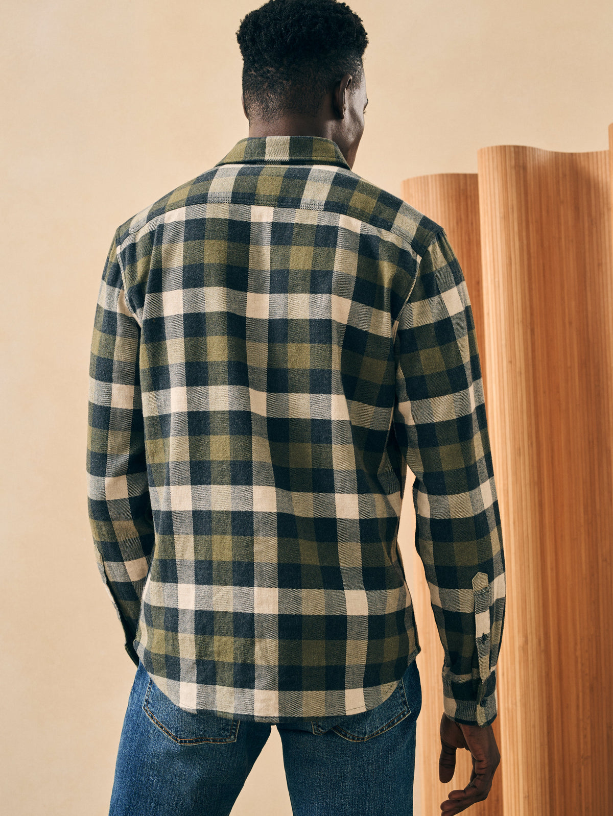 The Super Brushed Flannel By Faherty In Ten Mile Buffalo